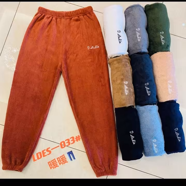 شلوار  طرح تدی مخملی کیفیت بسیار عالی، در رنگ بندی، بسیار گرم و نرم