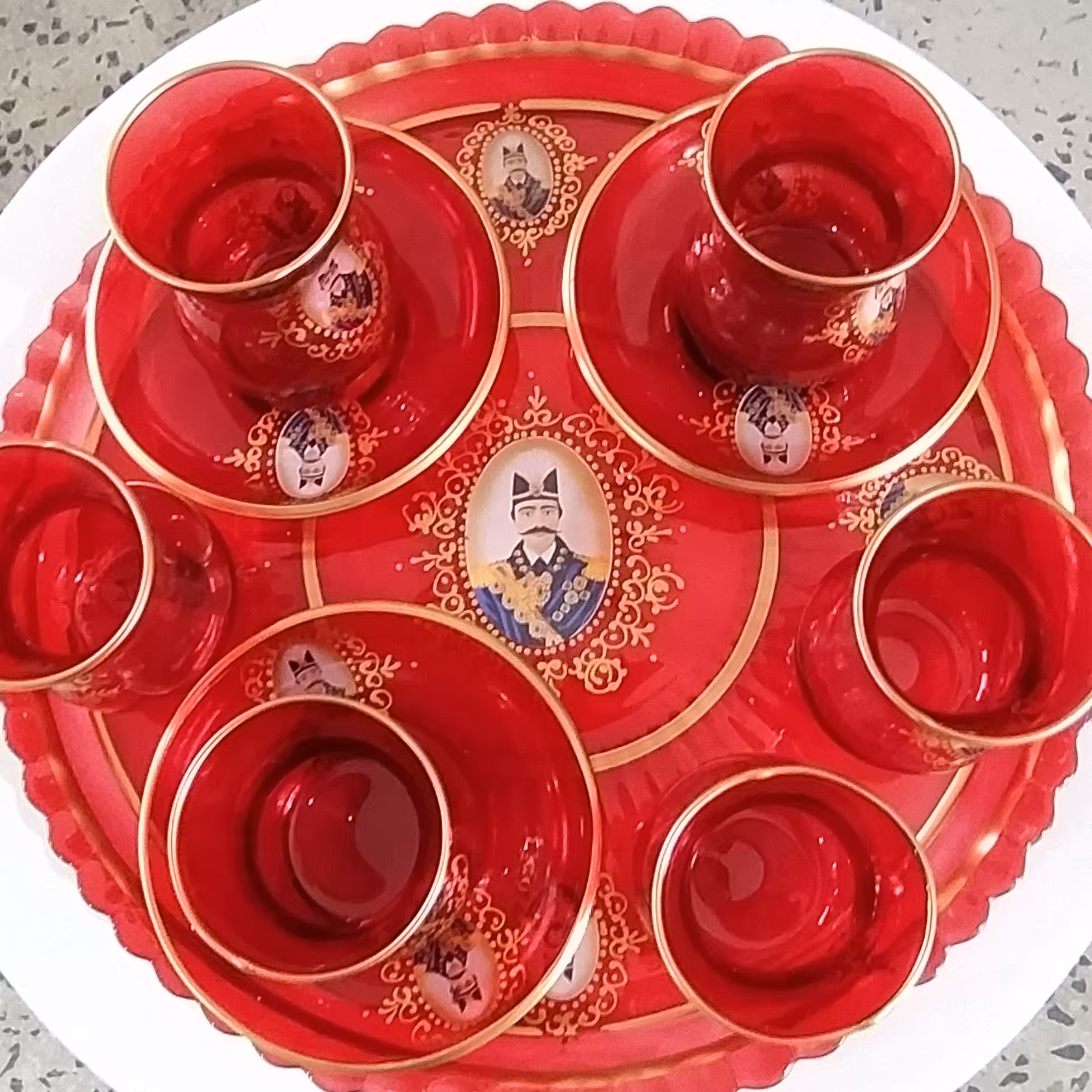 سرویس چایخوری(پس کرایه)