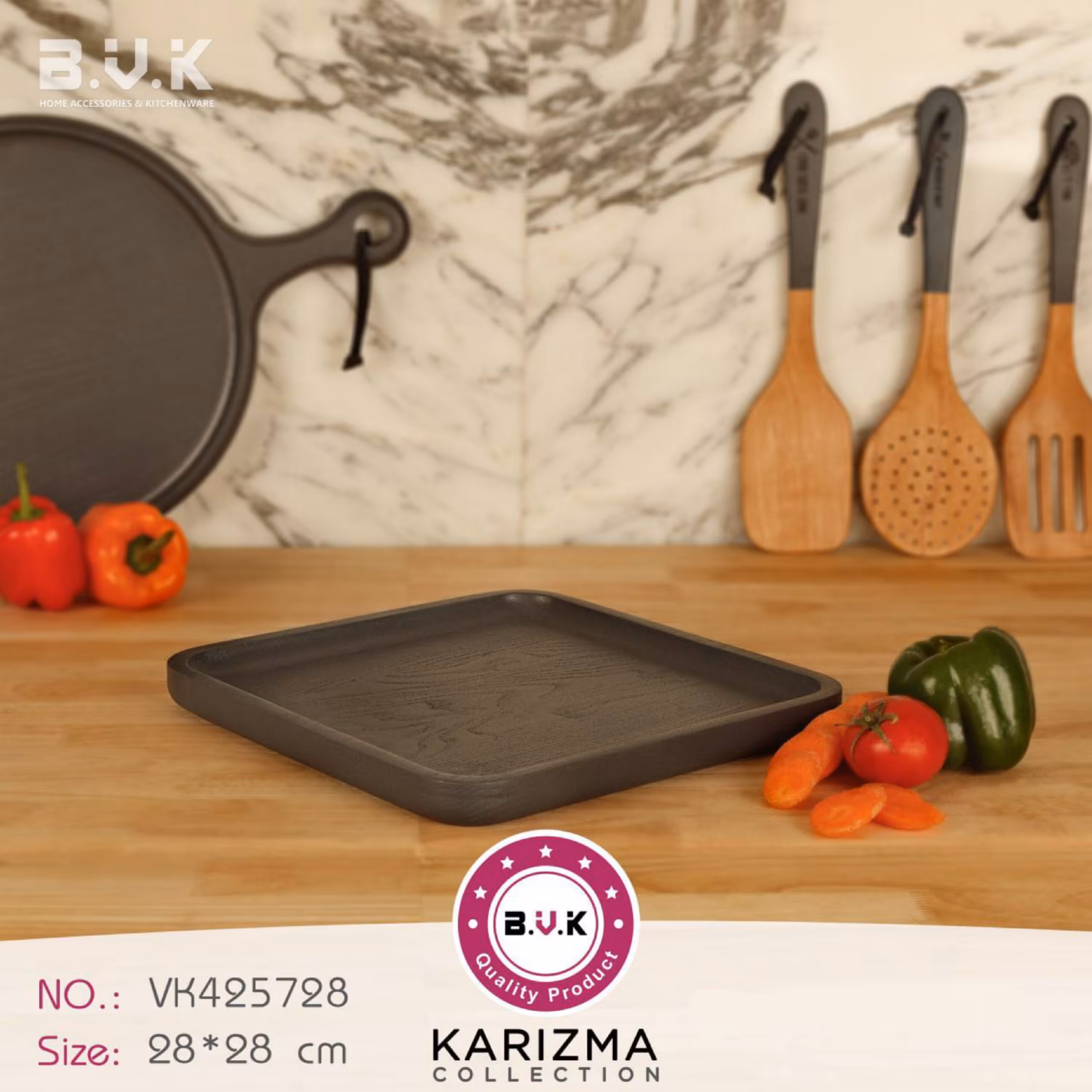 دیس مربع بزرگ بی وی کی کاریزما دودی