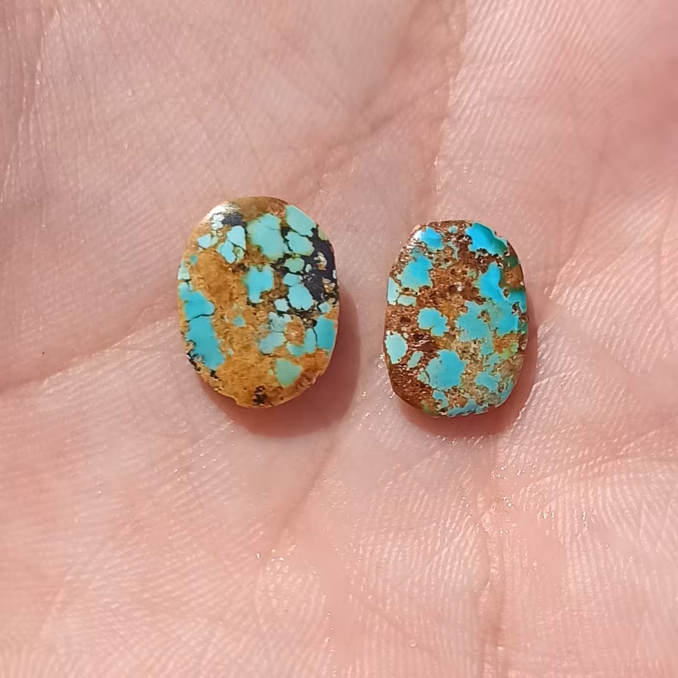  یک جفت سنگ فیروزه اصل نیشابوری طبیعی عنکبوتی زیبا