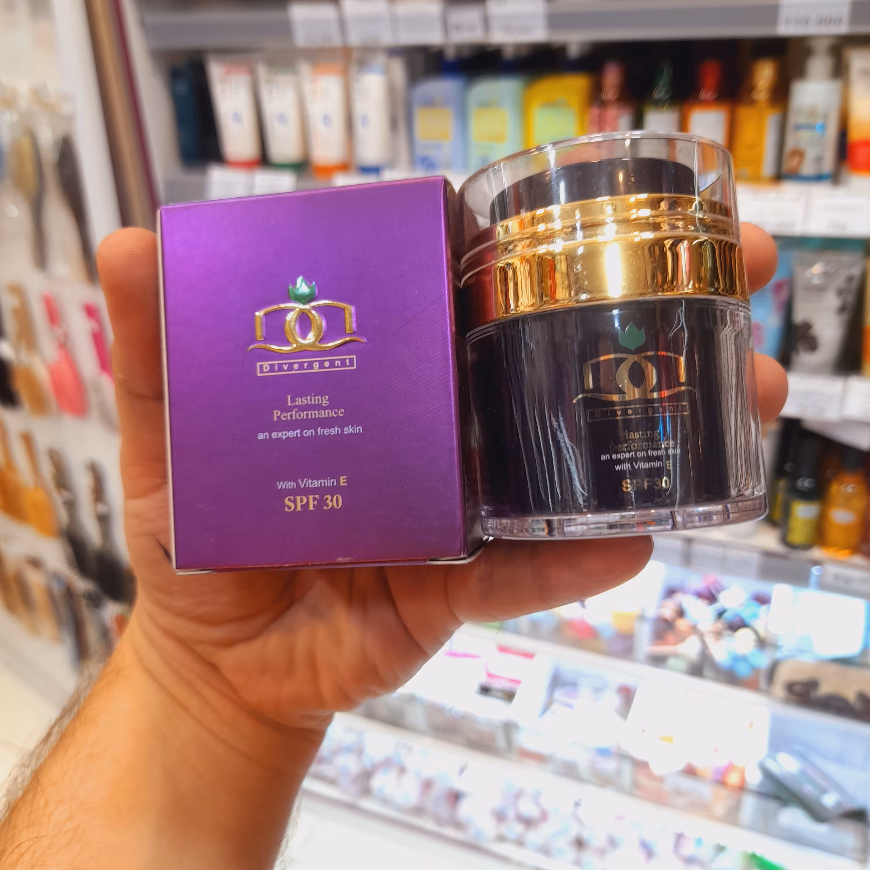 کرم پودر گیاهی دیورجنت 30 میل SPF 30 ویتامین E شماره 302