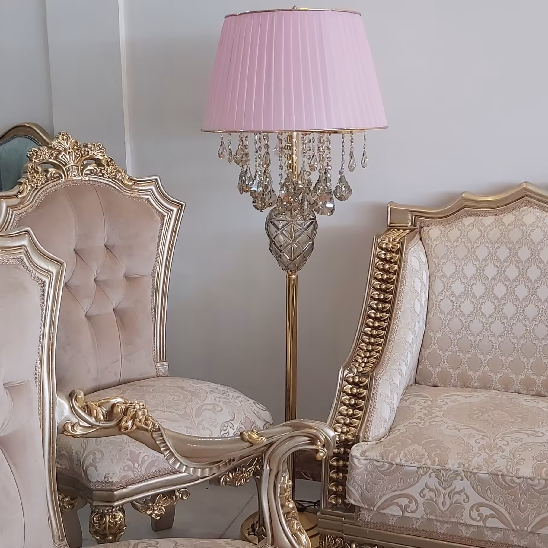 اباژور کنار سالنی آبکاری درجه یک طلایی سیلور و آنتیک شید پارچه با 25  عدد اویز