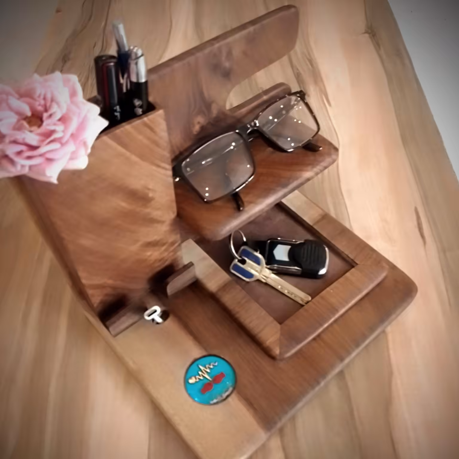 استندرومیزی موبایل چوبی