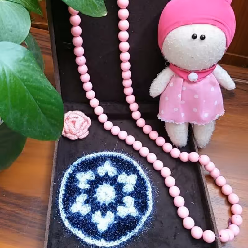 اسکاج طرح گلی سوزنی دستباف با کیفیت مناسب شستن ظروف