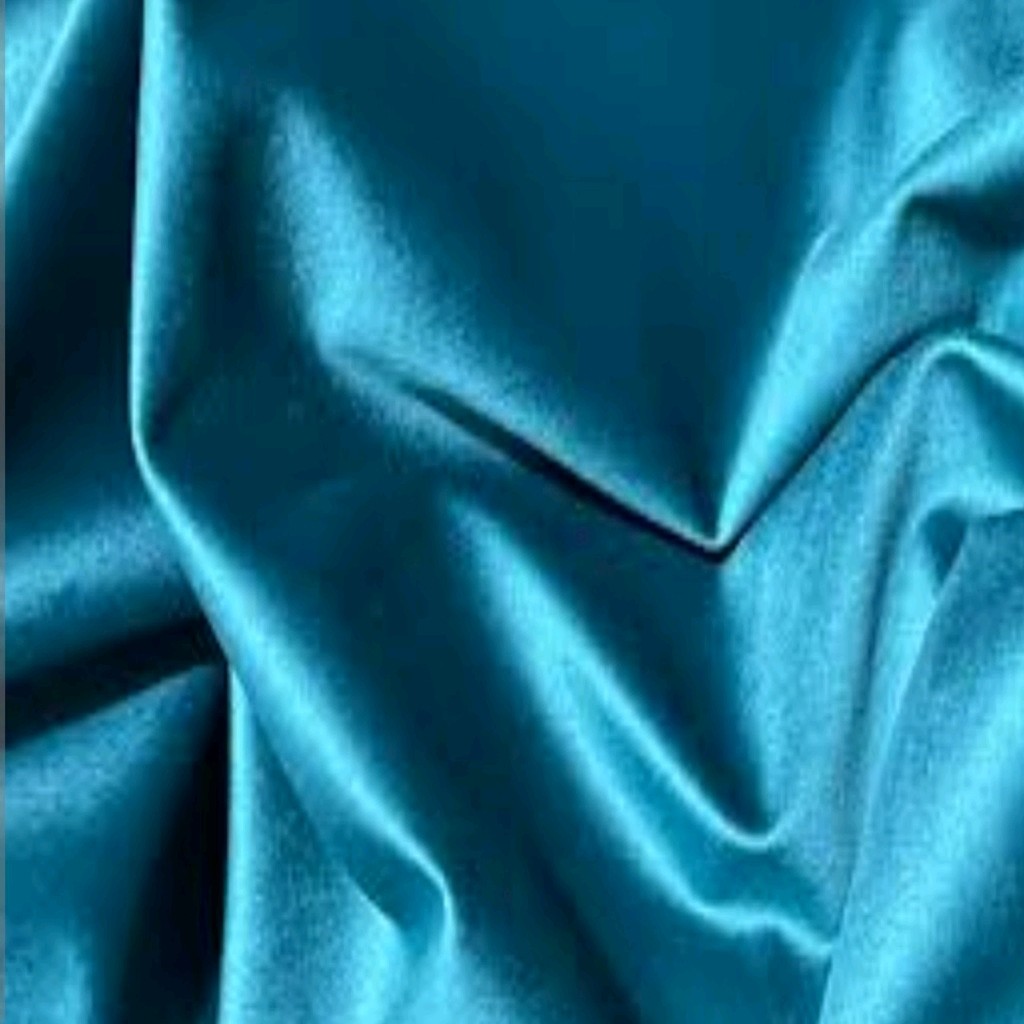 پارچه  مخمل کالیفرنیا  عرض یک متر و نیم 