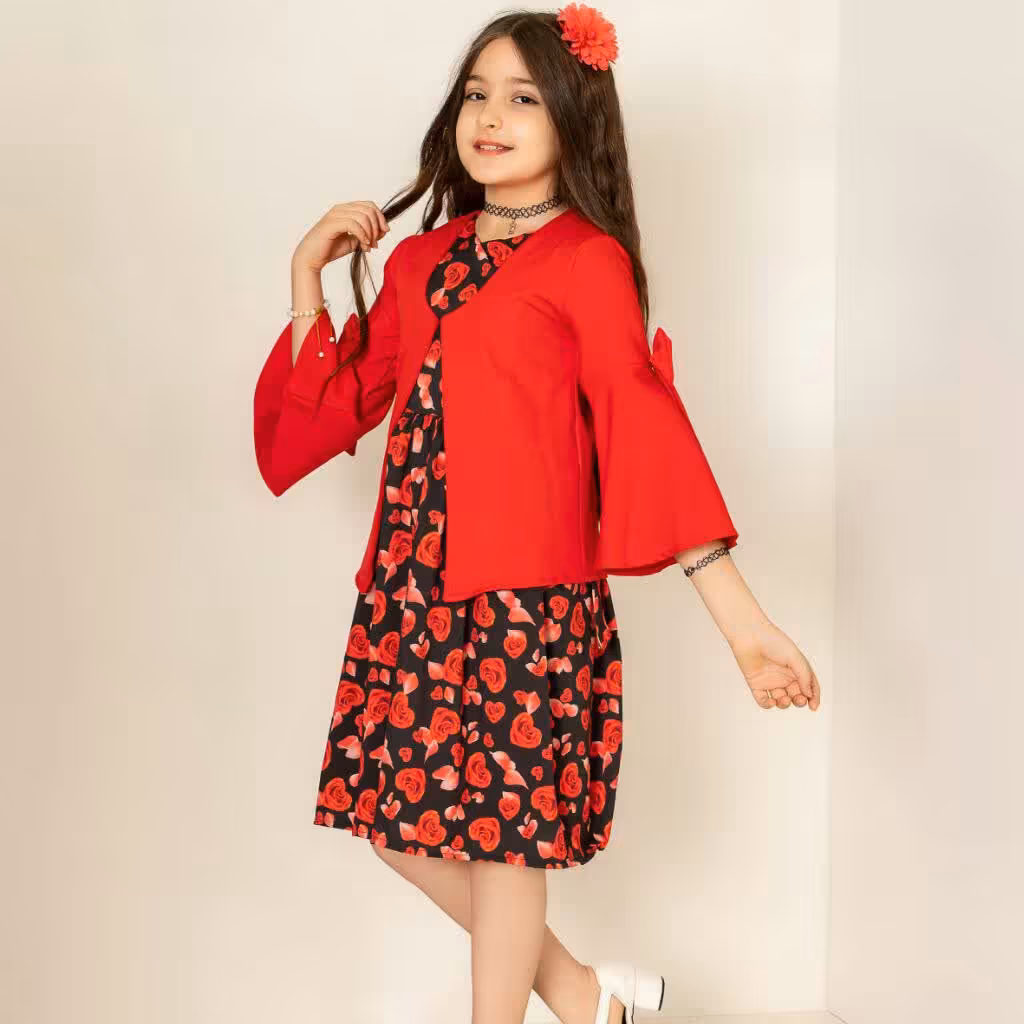 کت و سارافون مجلسی
کیفیت عاااالی
سارافون بوگاتی کت مازراتی  فقط رنگ قرمز  قدسارافون60پهنا30 قدکت 36 پهنای کت30آستین36

