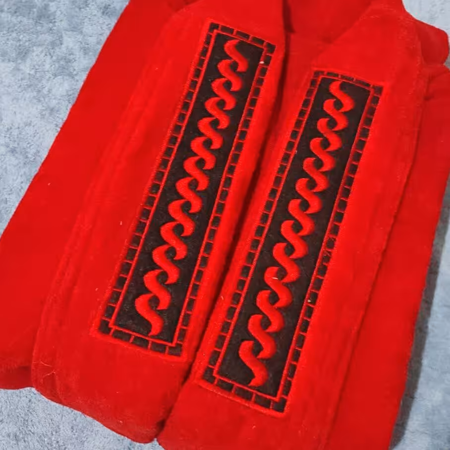 حوله تن پوش سایز 125 خوشگل قرمز یقه آرشال 