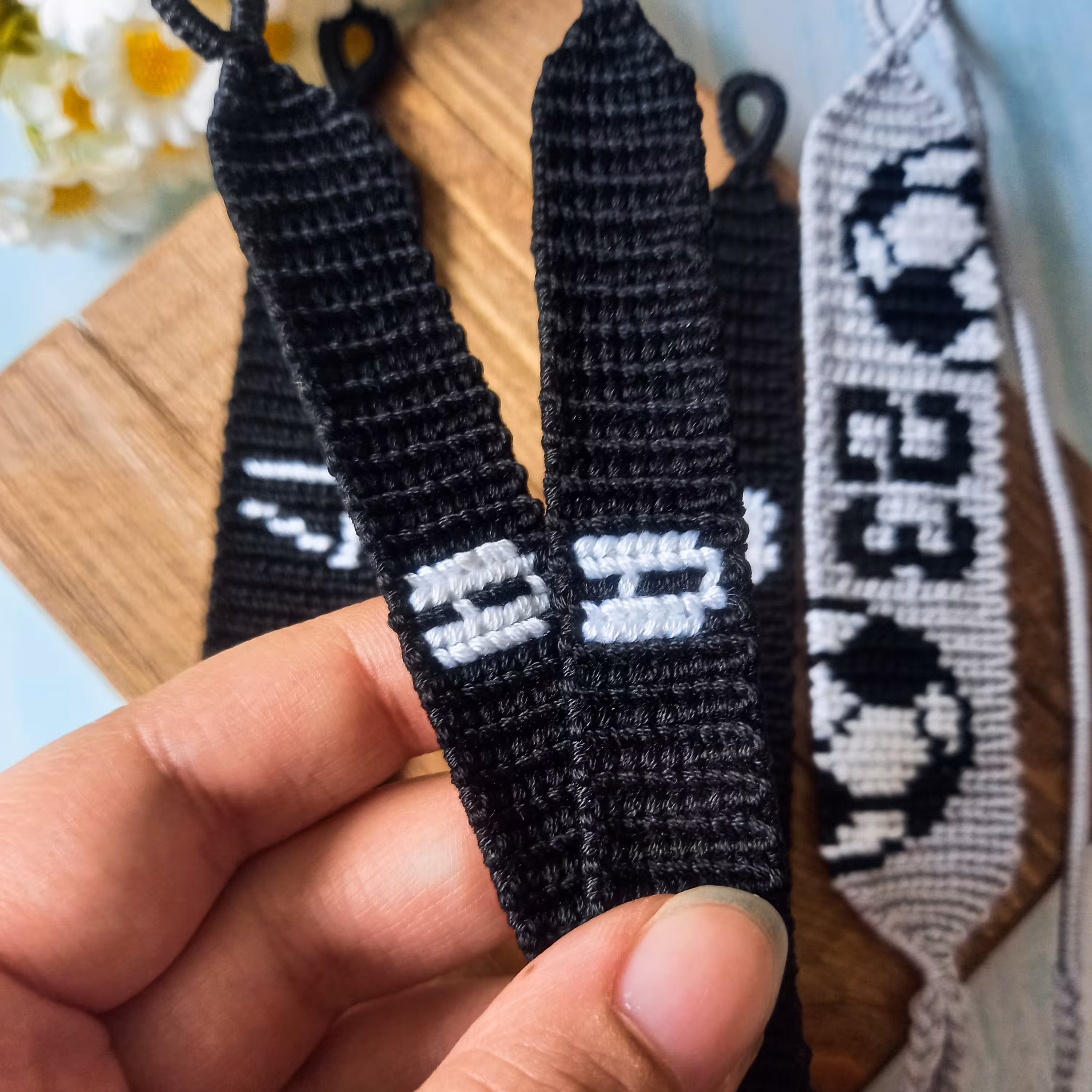  ست دستبنددوستی  بافت حروف و قلب