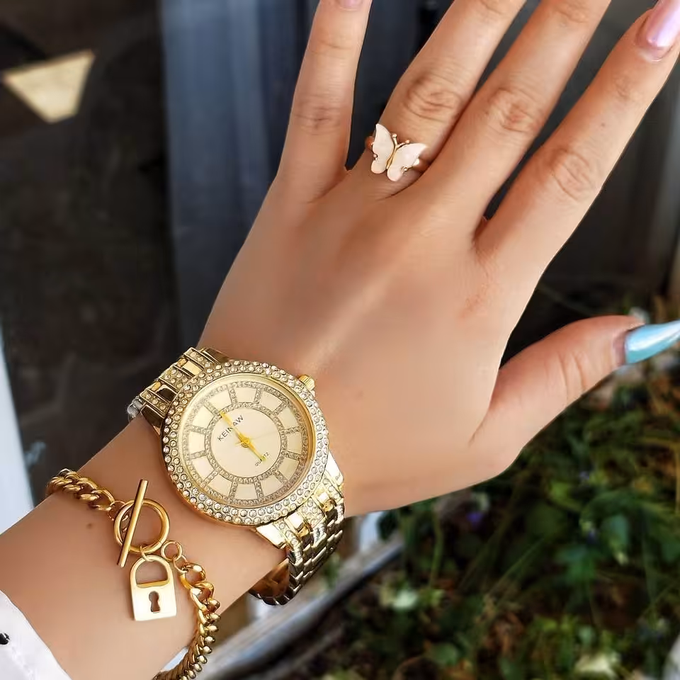 ست پر فروش مارک زنانه 