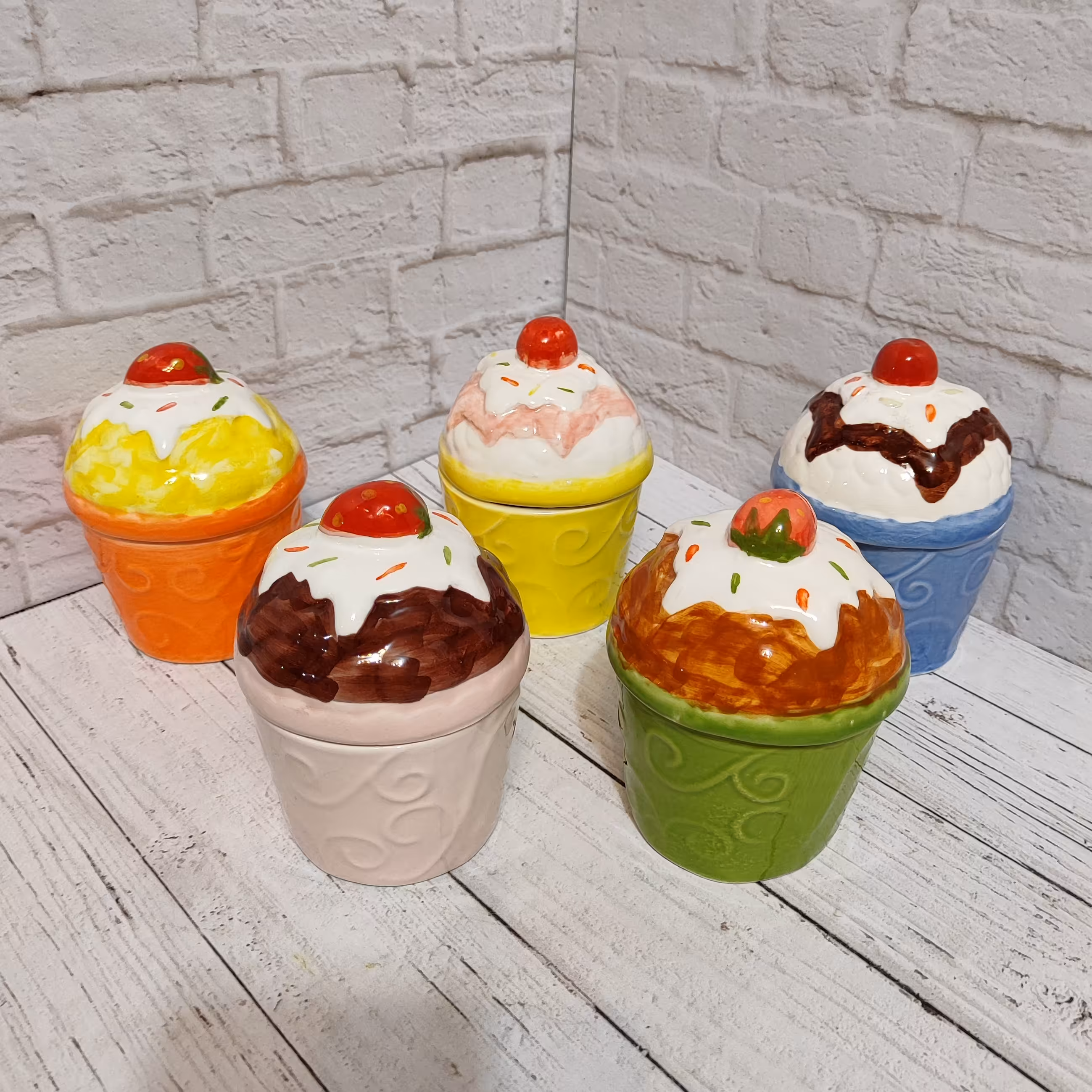 بانکه و پاسماوری سرامیکی طرح کاپ کیک 