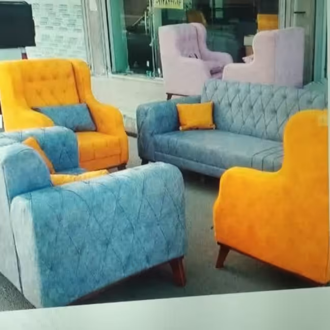 مبل 7 نفره راحتی . (هزینه ارسال بامشتری)