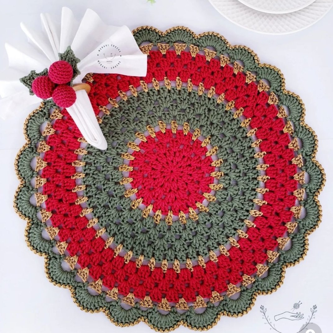 رومیزی ،زیر بشقابی وجا دستمالی ،مجموعه7تایی