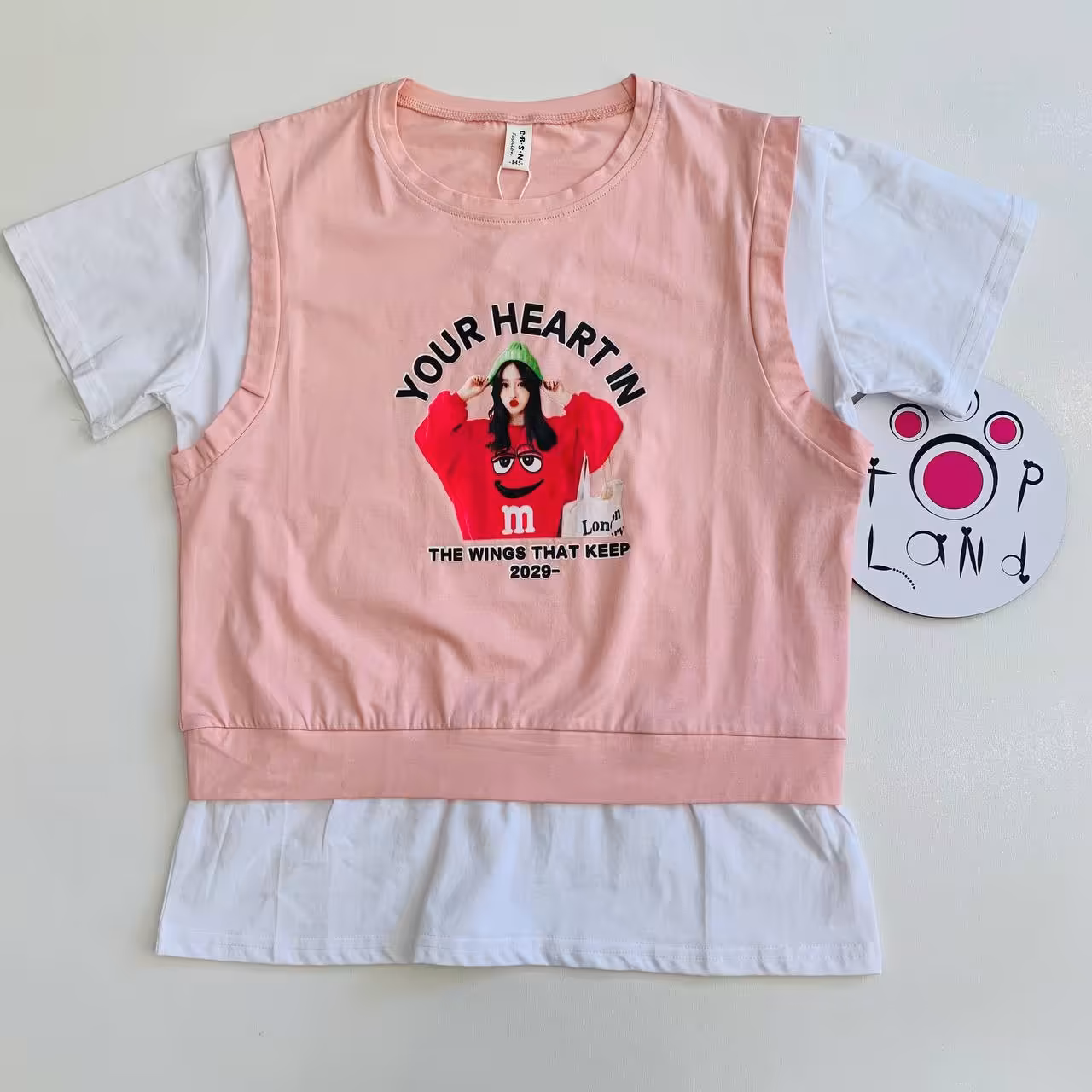 
تیشرت وارداتی کد 1114
بسیار باکیفیت مناسب 8 تا 14 سال 
چهار سایز داره 
