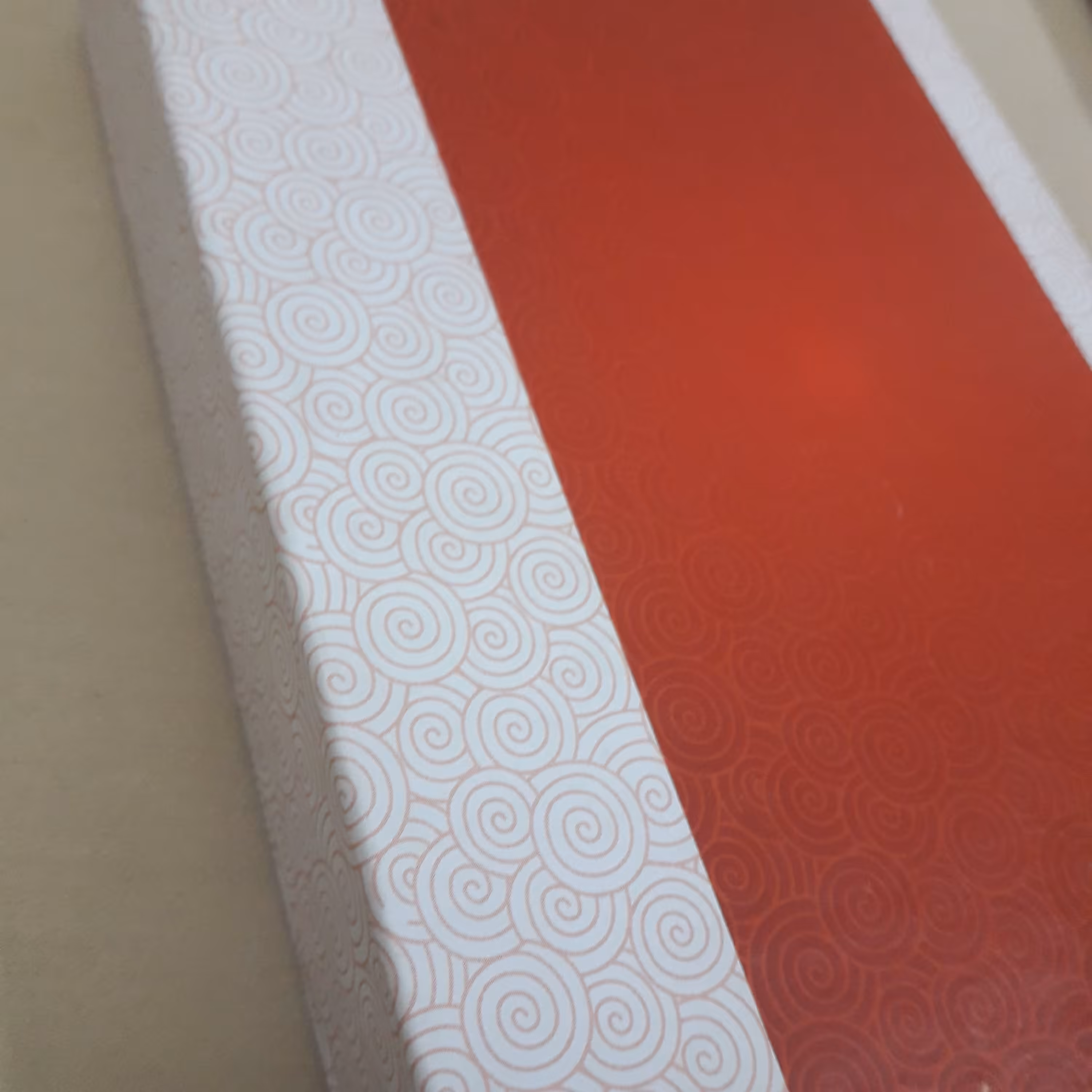 ست خودکار و جعبه مناسب هدیه دادن