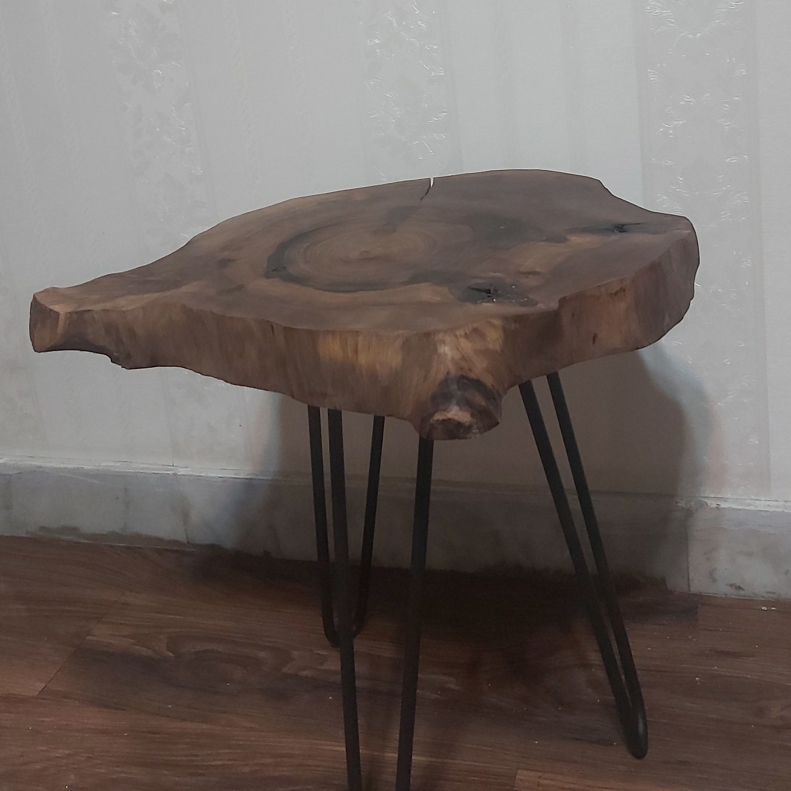 میز عسلی روستیک کد bh001