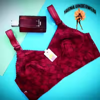 تخفیف ویژه
سوتین کش پهن گیپور گل دوزی شده نیکنام
برند نیکنام 
سایزبندی موجود 70 و 75 و 80 و 85
رنگ بندی موجود در تصاویر