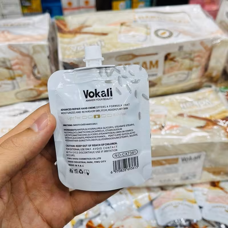 کرم مرطوب کننده دست وکالی