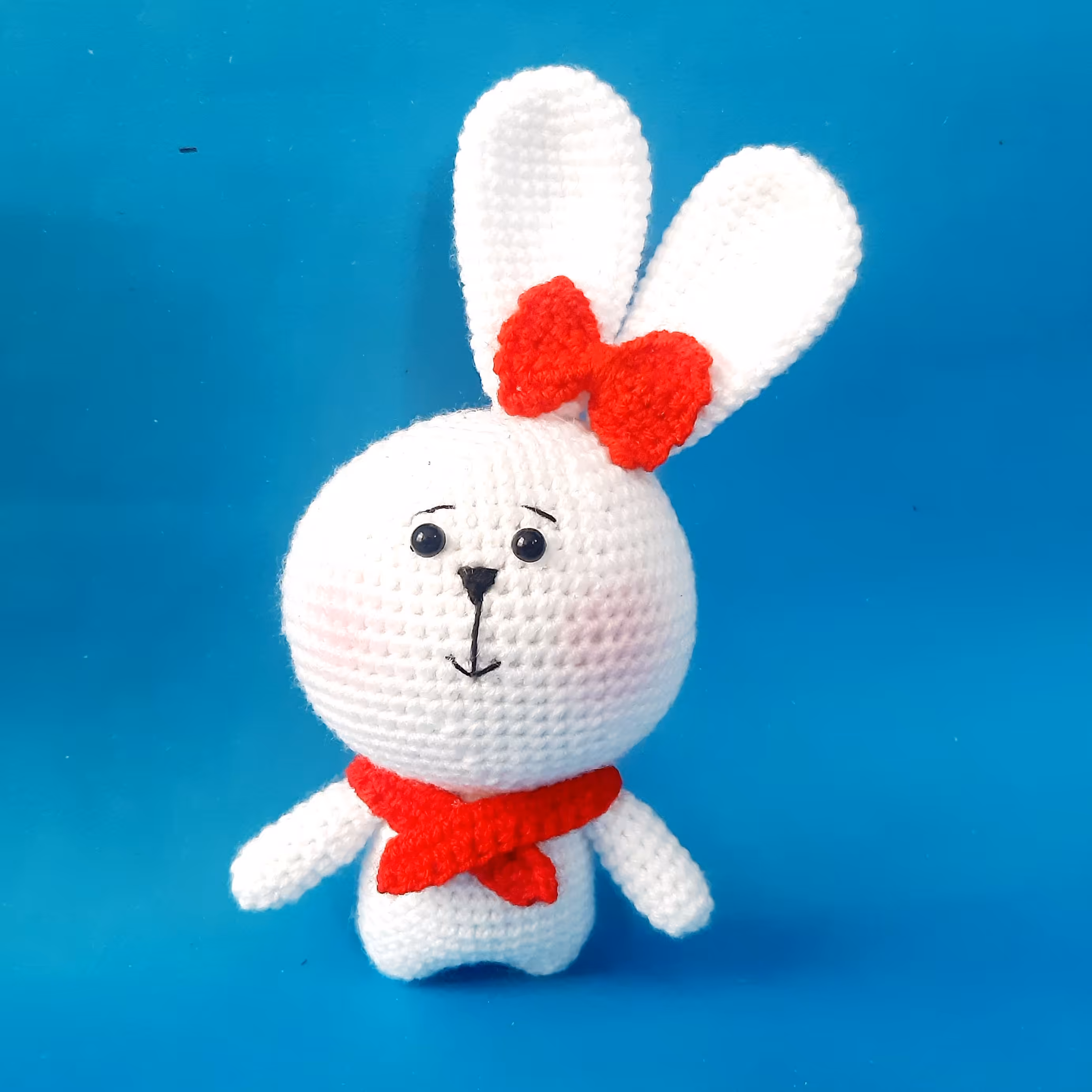 خرگوش بافتنی،بافته شده با کاموا درجه یک ایرانی، پر شده با الیاف مرغوب،