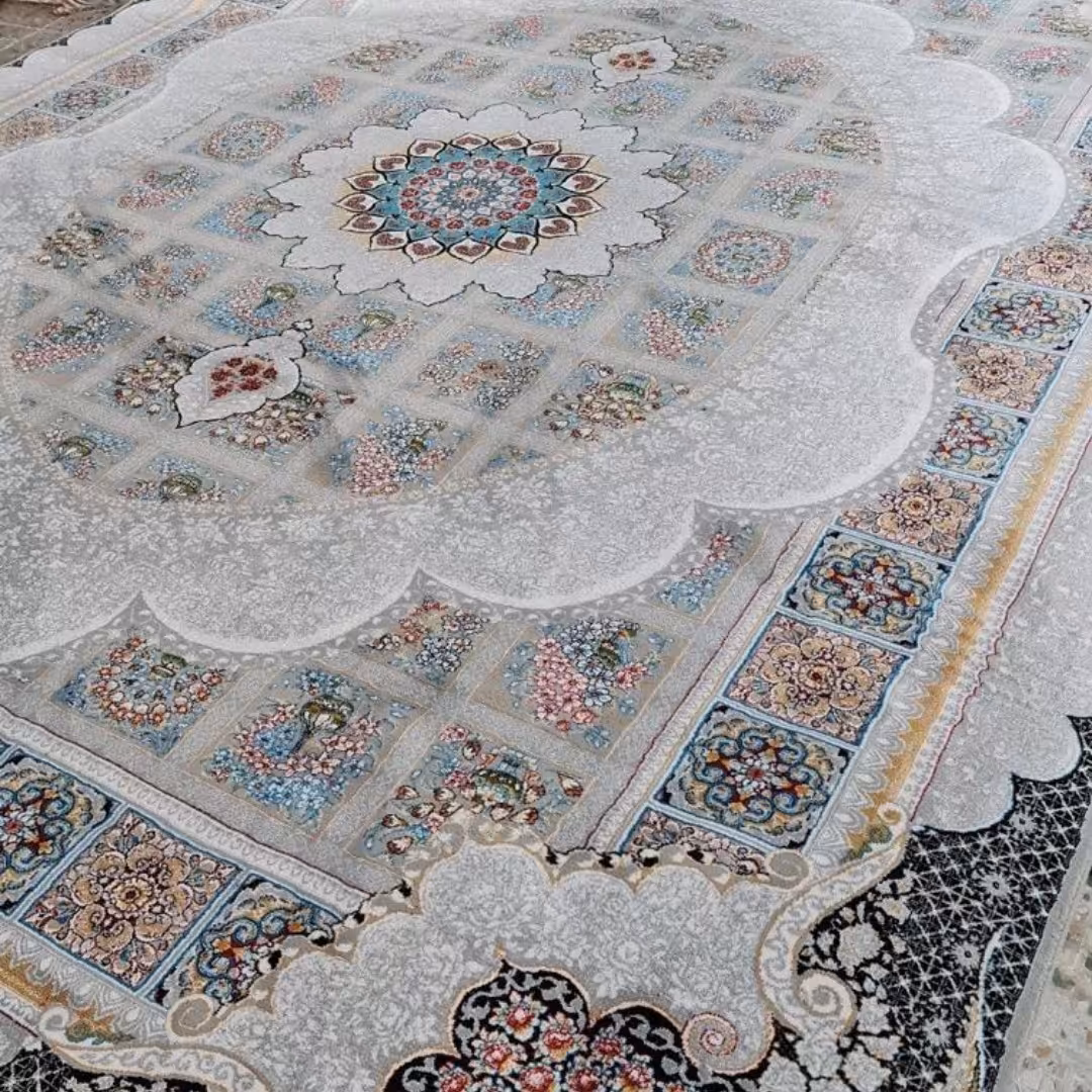 فرش ارزان 700 شانه کاشان با نخ ورژن هیت ست شده بدون پرز و حساسیت ارسال رایگان و ضمانت پس از فروش