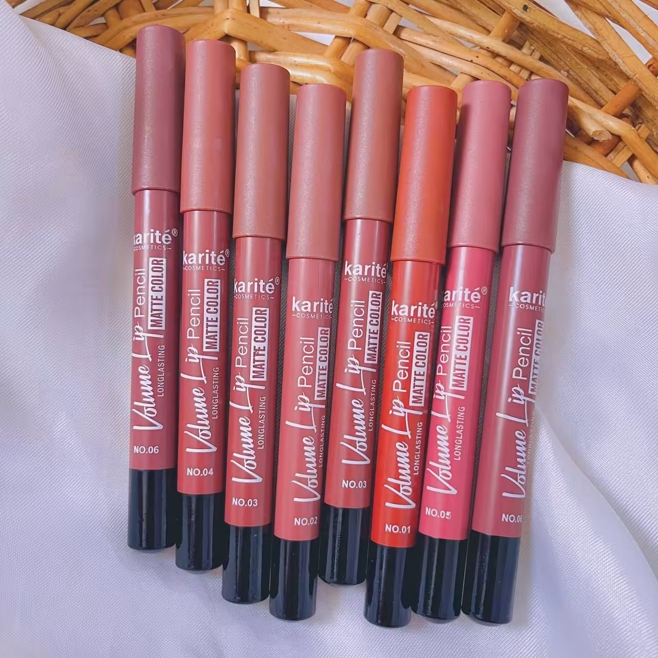 پک 8 تایی رژ مدادی کاریته