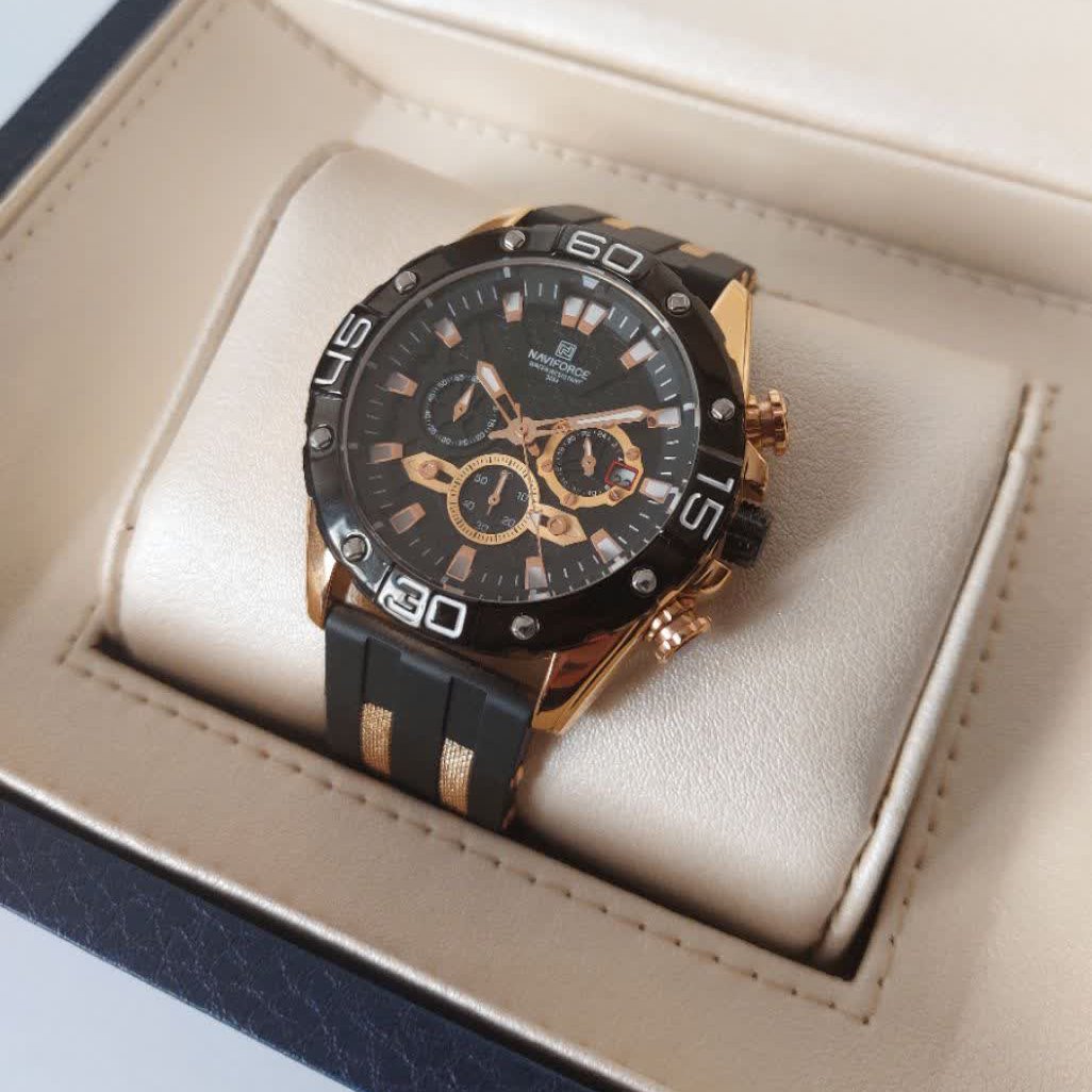 ساعت مردانه پسرانه ناویفورس+بند استیل+رنگ ثابت+چهار موتور فعال+ یک سال گارانتی naviforce