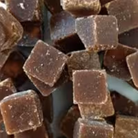 قند نیشکر یا قند قهوه ای 1 کیلو .بدون قند