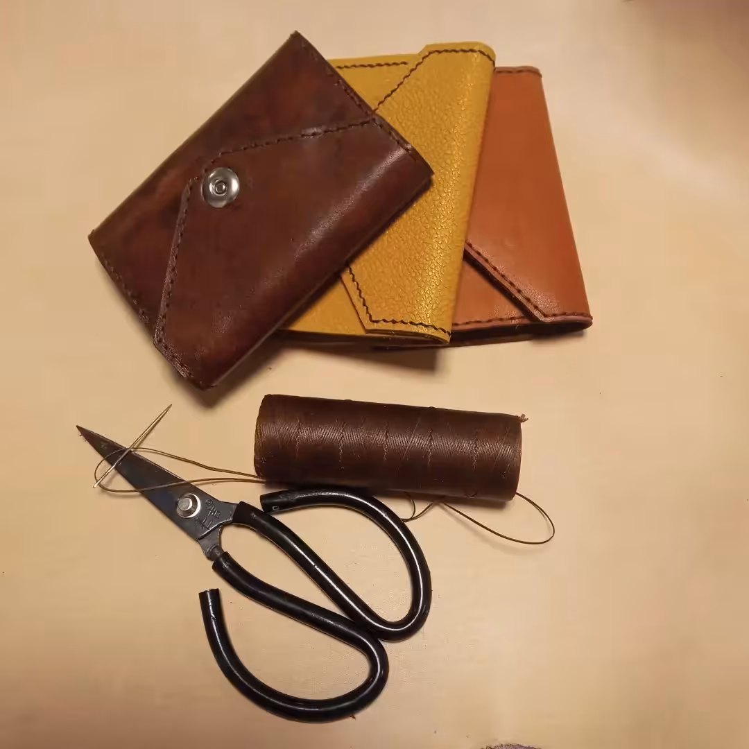 کیف پول جیبی چرم دست دوز اسپرت مدل رایان ( ارسال رایگان )