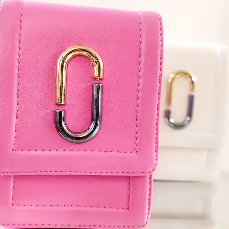 کیف پاسپورتی بند دار و جادار