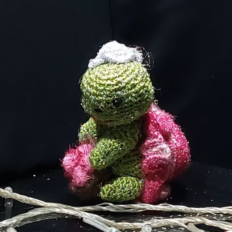 عروسک بافتنی جاسوییچی لاکپشت 