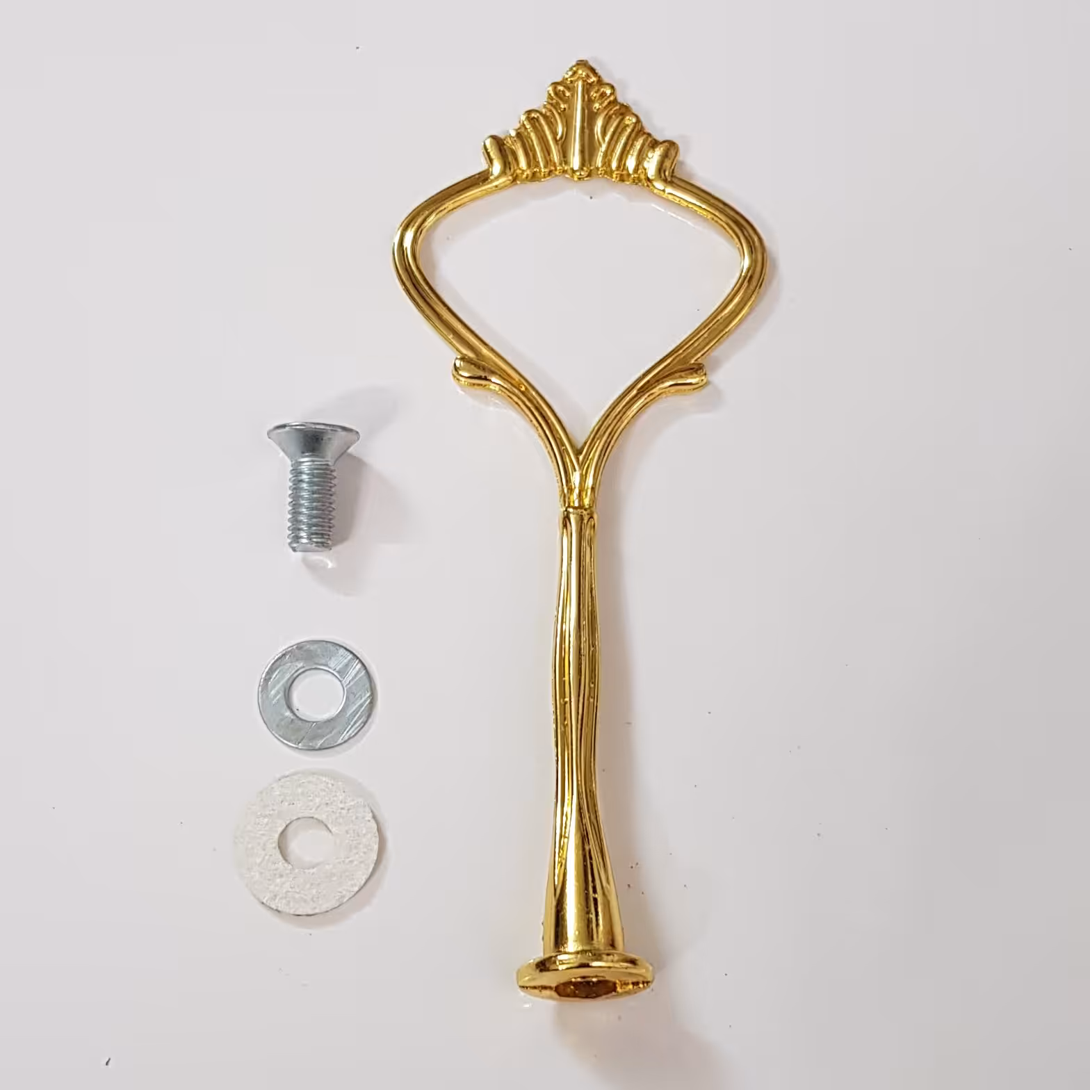 هولدر شیرینی خوری 1 طبقه طلایی طرح تاجی
جنس زاماک
کاملا رنگ ثابت
با پیچ و واشر