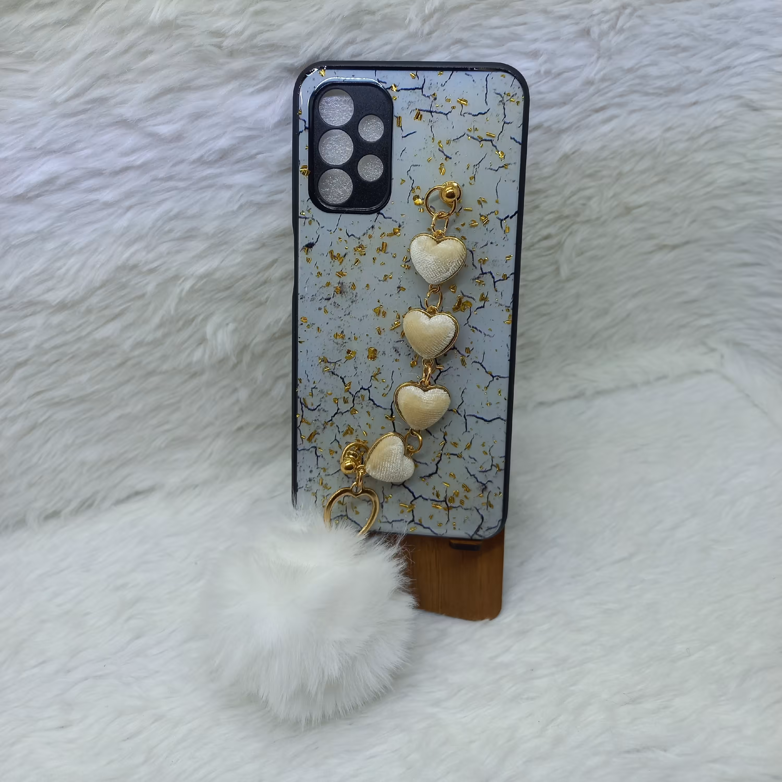 گارد دخترانه فانتزی گوشی سامسونگ A13 4G مدل زنجیر دار پام پام رنگ سفید