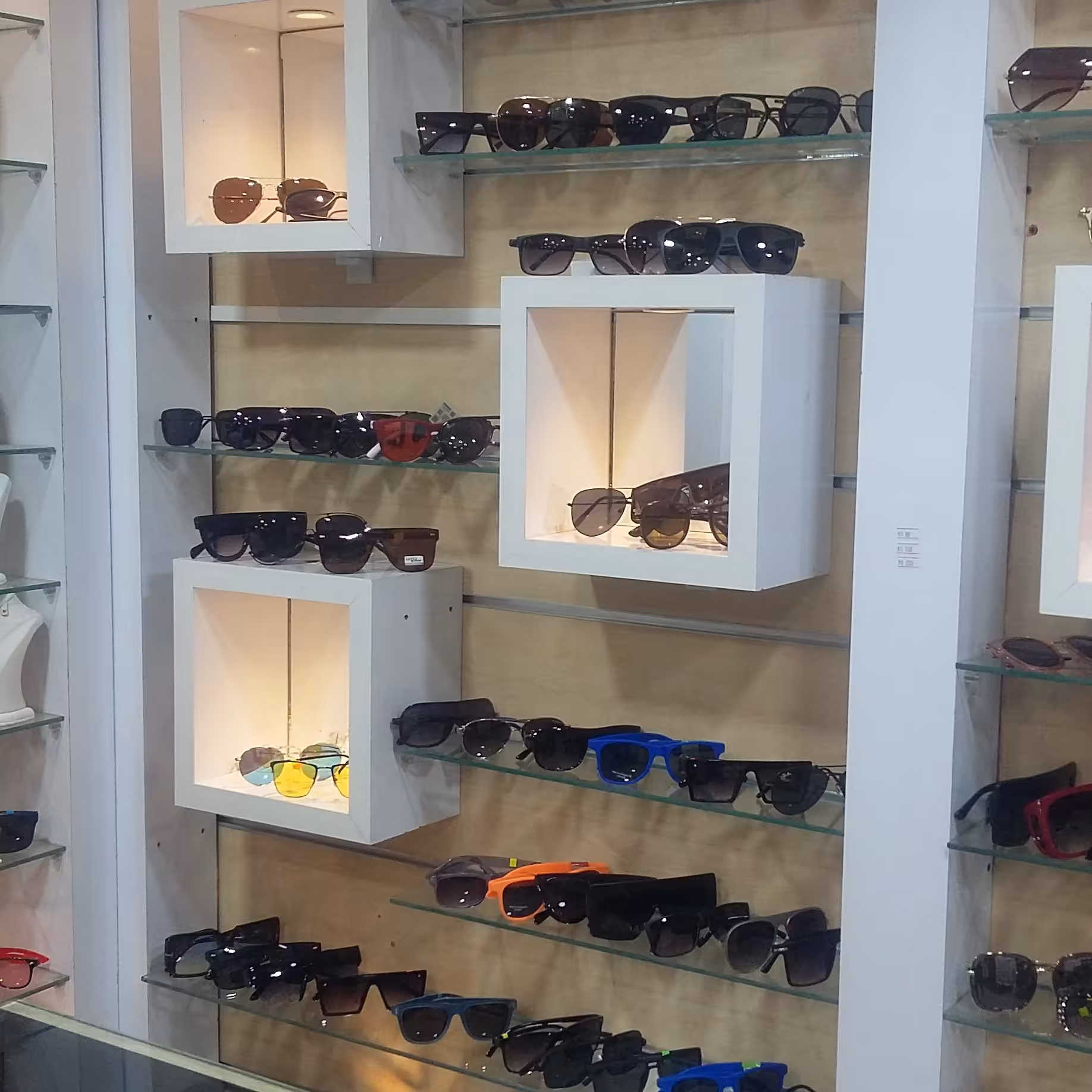 عینک آفتابی زنانه،مردانه و بچه گانه