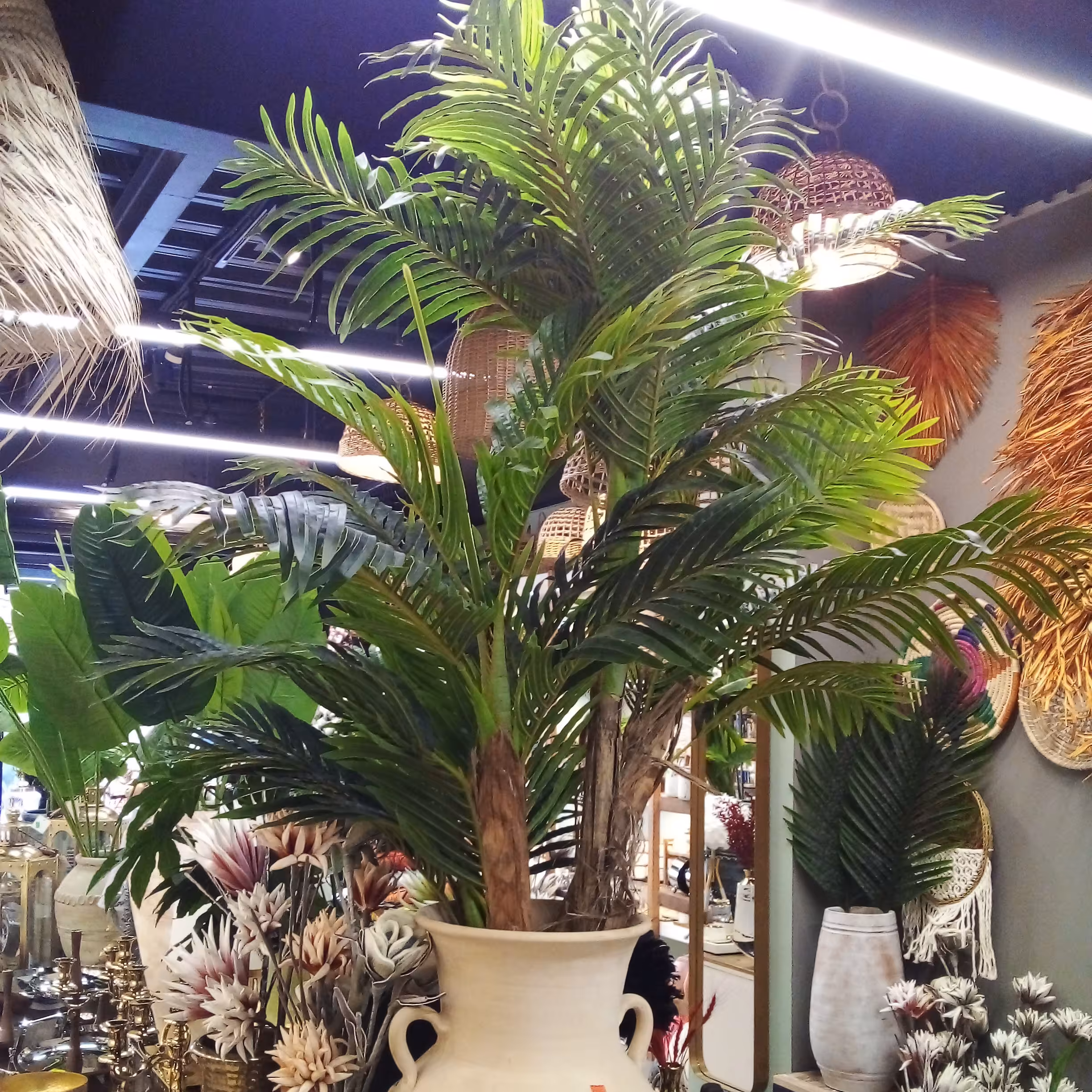 درختچه مصنوعی نخل شامادورا با کیفیت مشابه طبیعی 