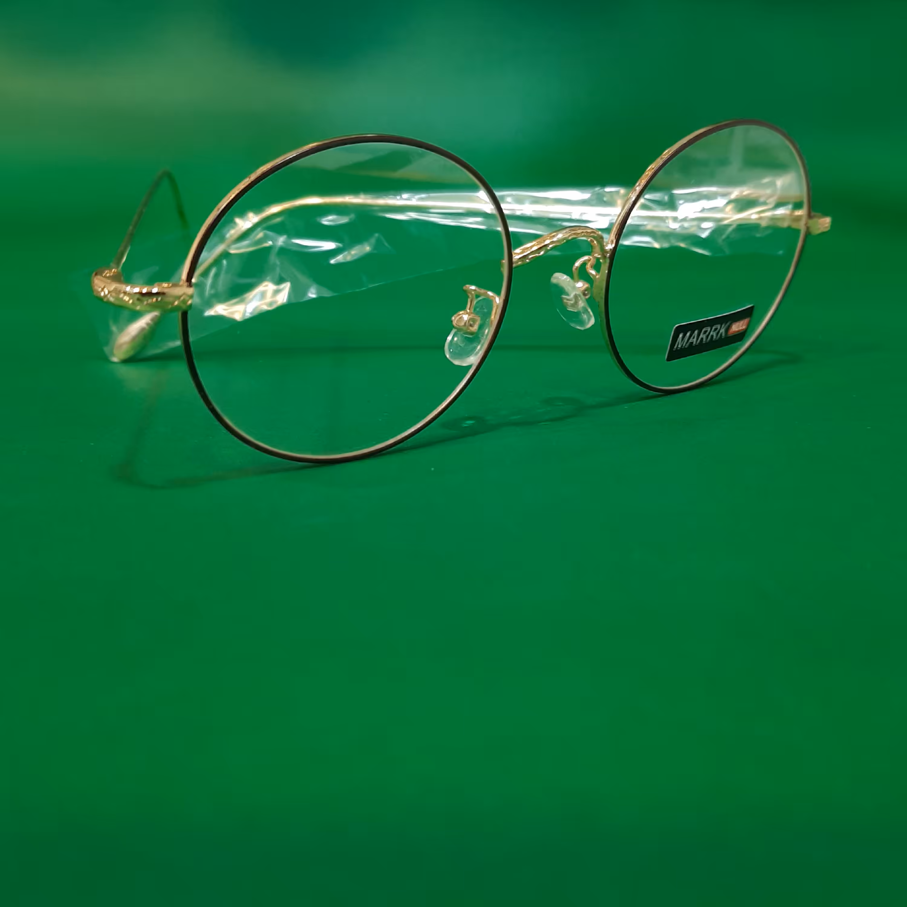 عینک طبی زنانه و مردانه  تمام قاب  گرد فلزی طلایی مشکی