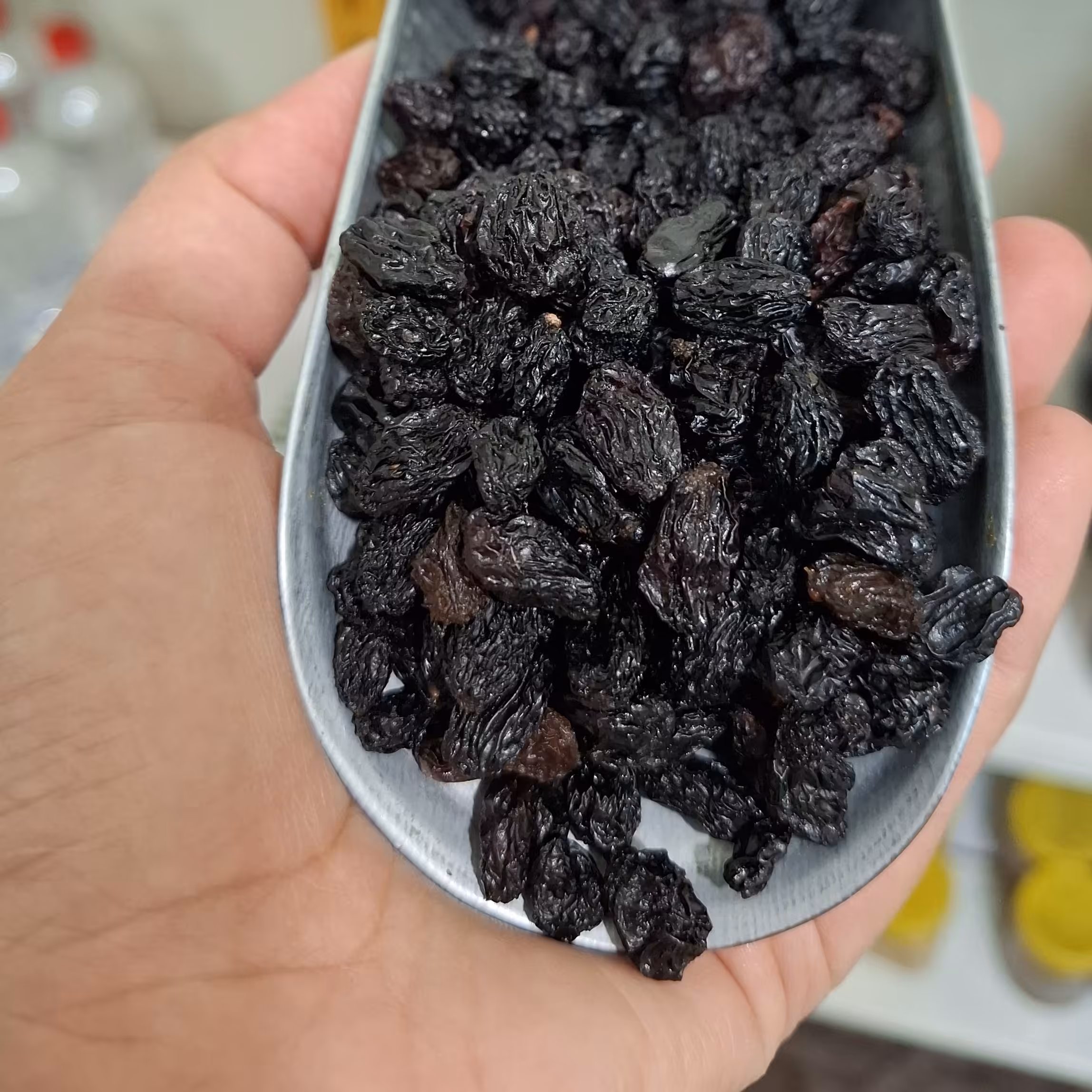 مویز ایرانی بدون هسته،پاک شده و شسته شده،بسته های نیم کیلویی،خیلی مقوی و مفید برای ذهن و جلوگیری از آلزلیمر