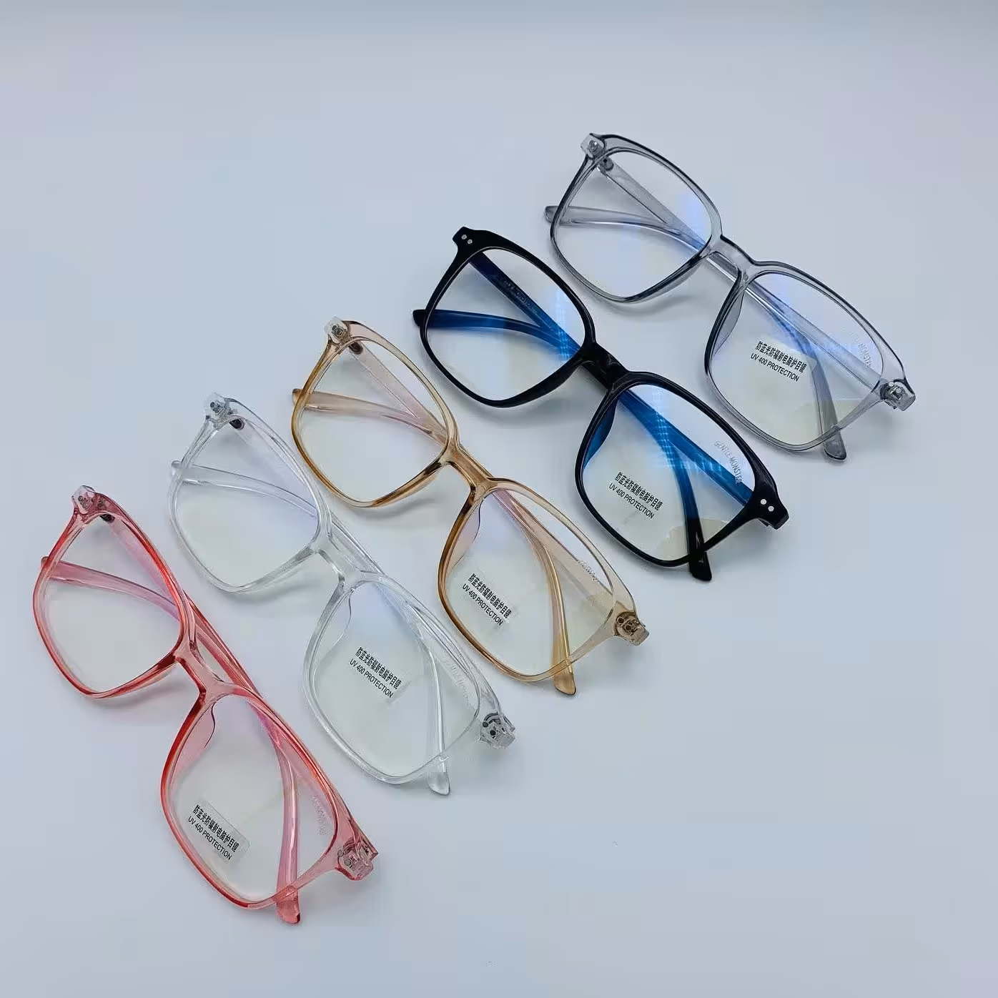 عینک زیبایی و طبی جنتل مانستر رنگ بندی طبق عکس های کپی