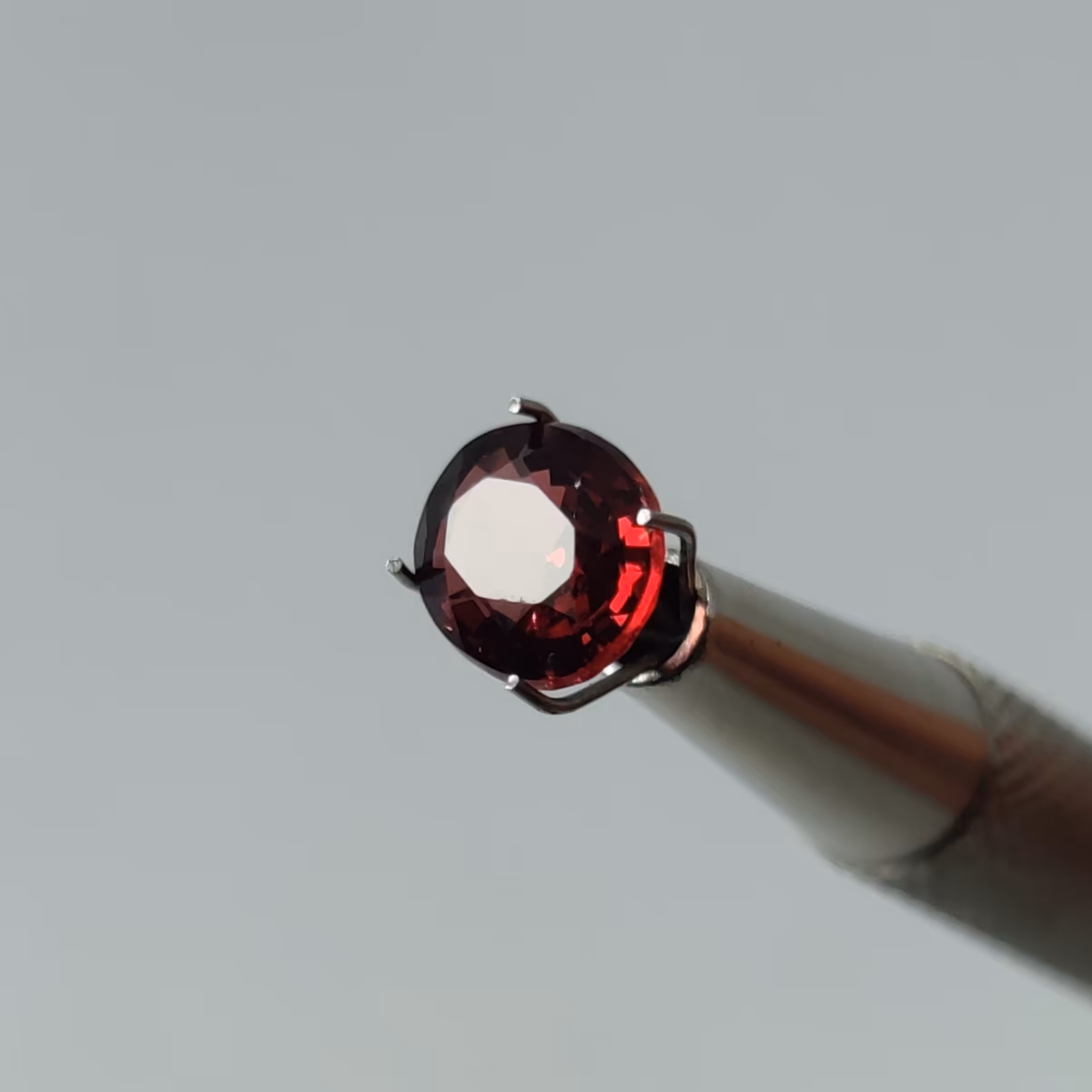 نگین گارنت اسپسارتین معدنی کشور برمه (کلاس جهانی) 