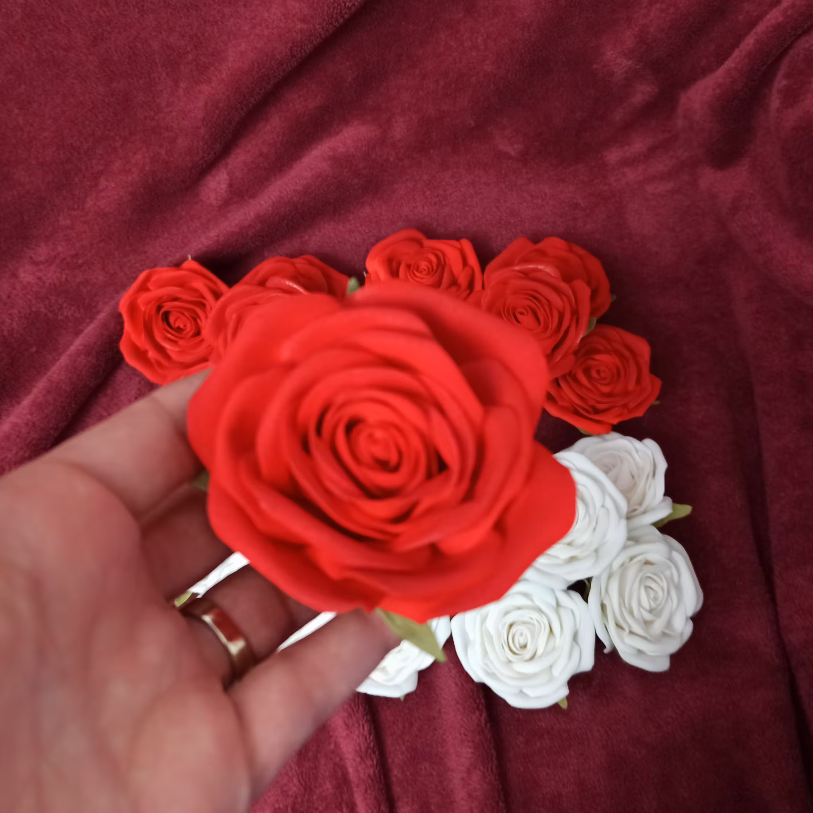 سرگل مصنوعی قرمز رز فومی گل تزیینی مناسب دسته گل باکس گل ،بدون ساقه (پک 10عددی)