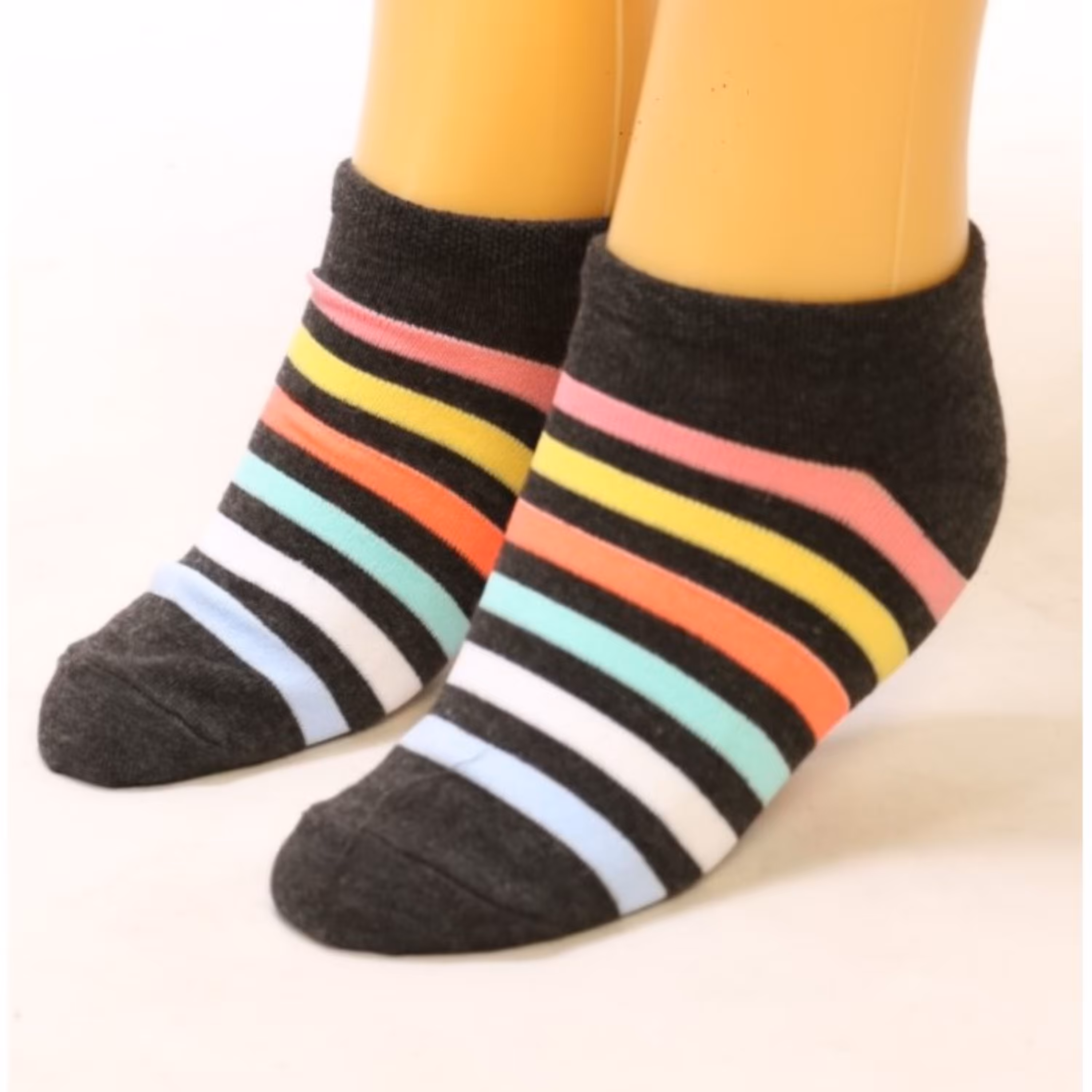 جوراب ساق کوتاه رنگین کمانی