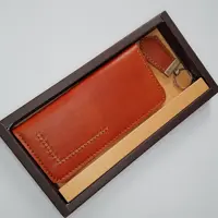 ست هدیه چرم طبیعی مردانه رنگ عسلی با بسته بندی شیک 