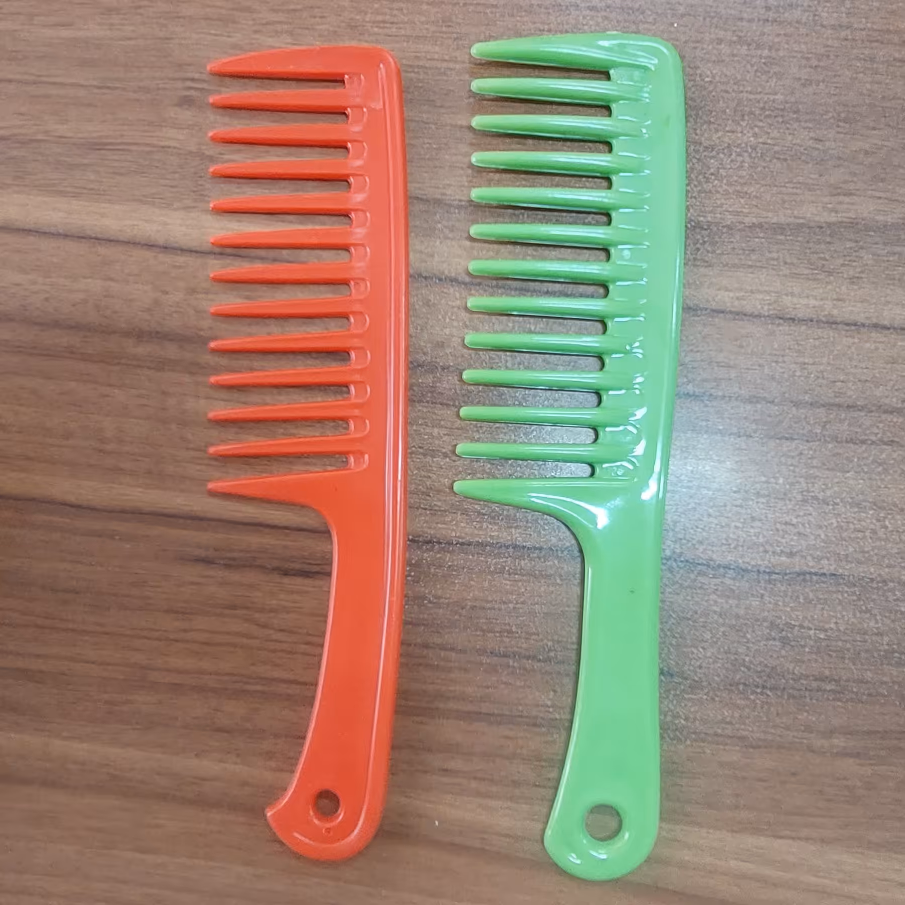 شانه  دندانه درشت