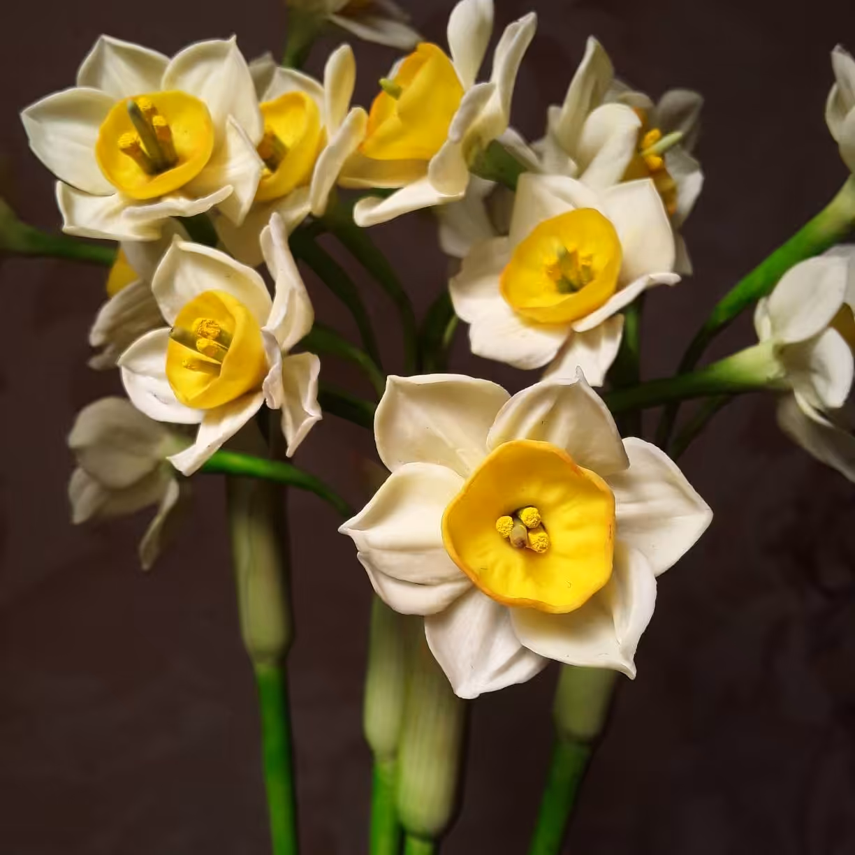 گل نرگس منعطف دستساز