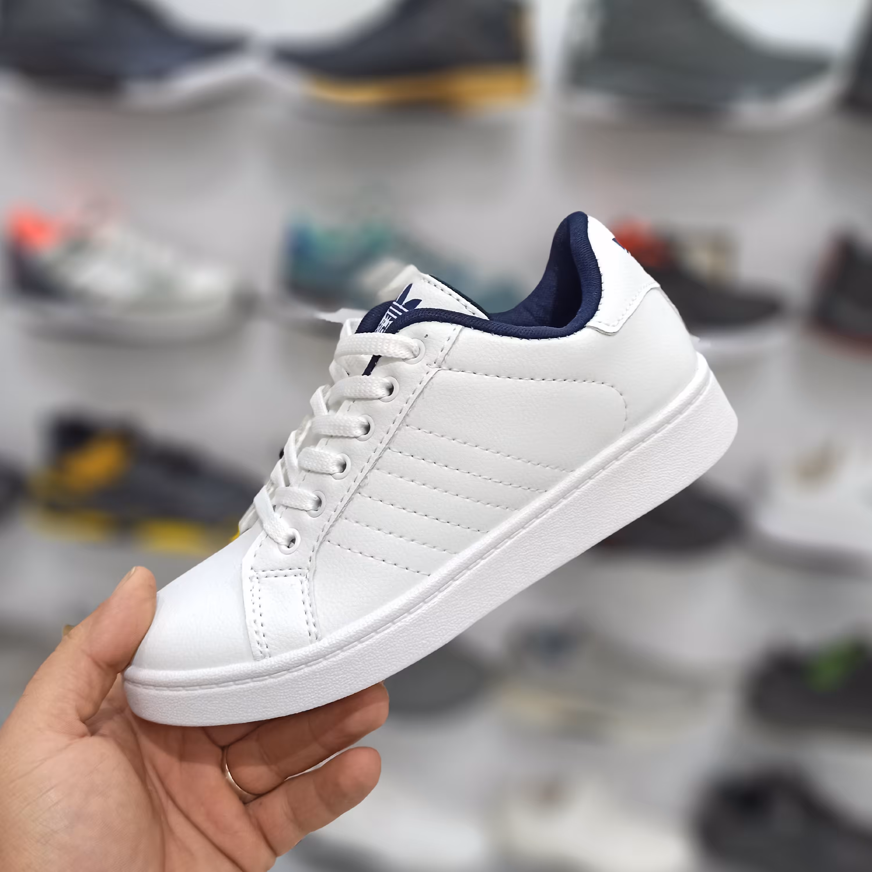 ادیداس زنانه