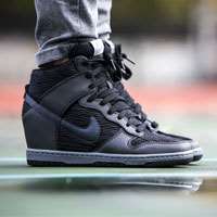 کفش نایک دانک اسکای ساق دار مشکی متالیک classic shoes Nike dunksky hi essential wmns black 528899-015
