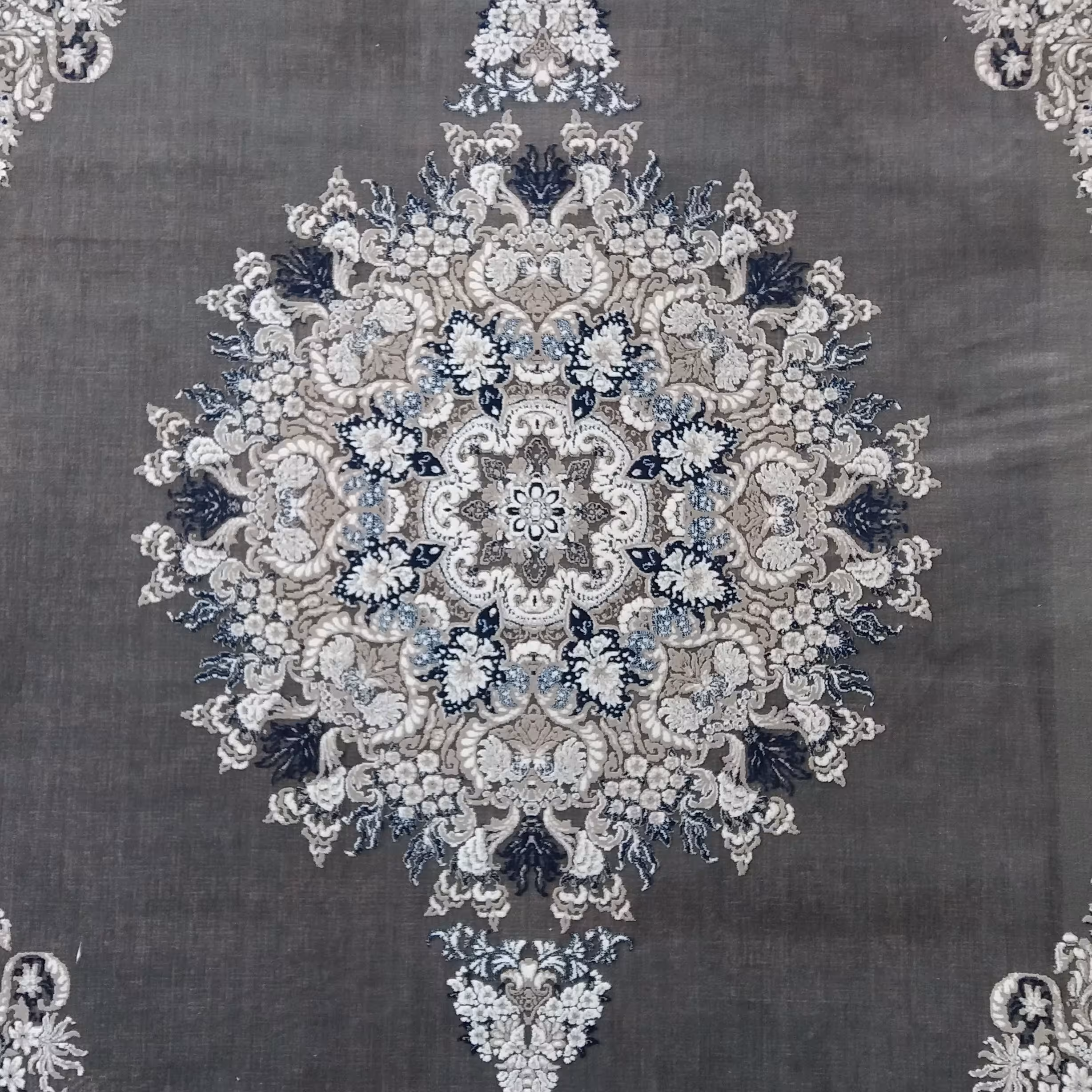 فرش ماشینی . 700 شانه کد 734