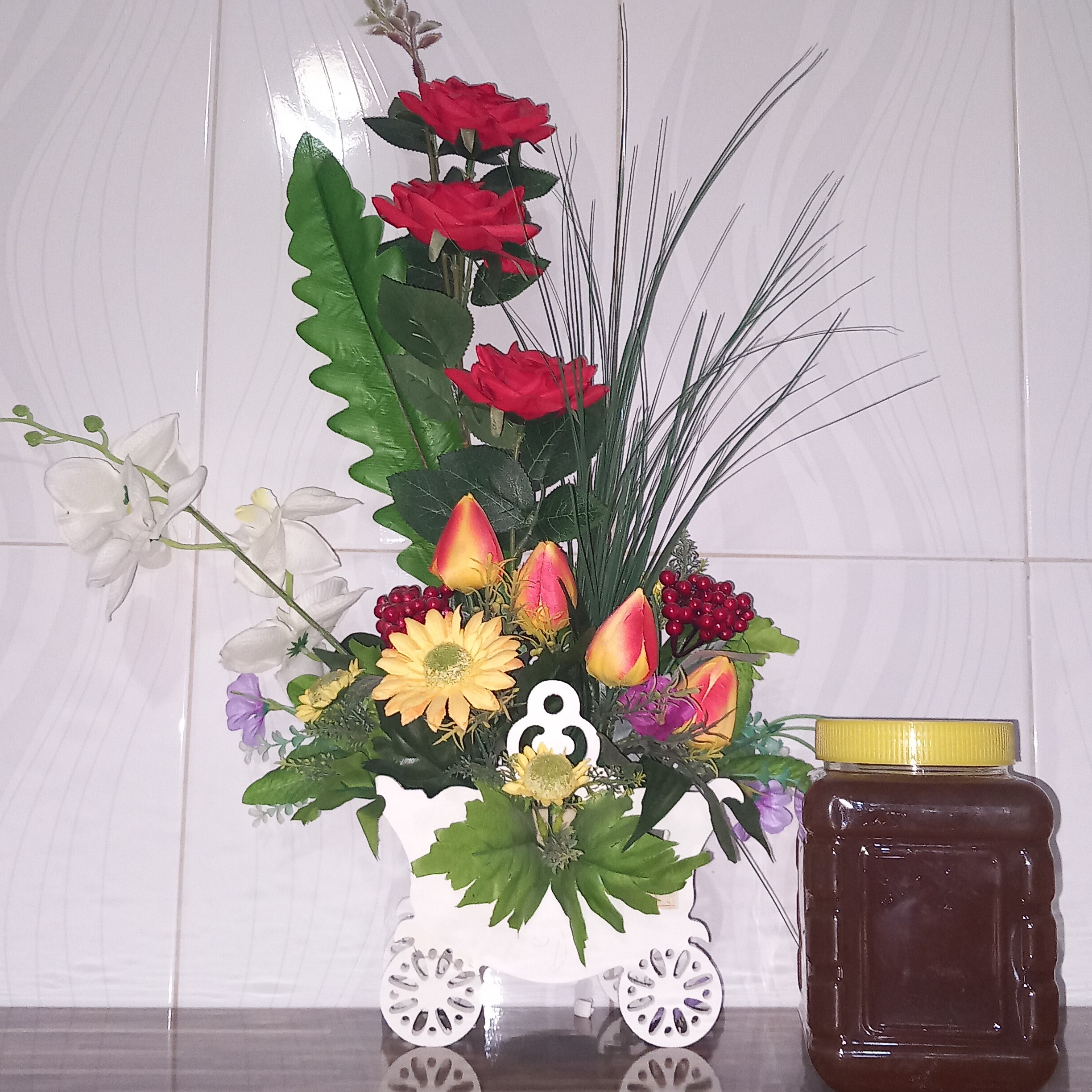 عسل کوهستان با عطرو طعم عالی