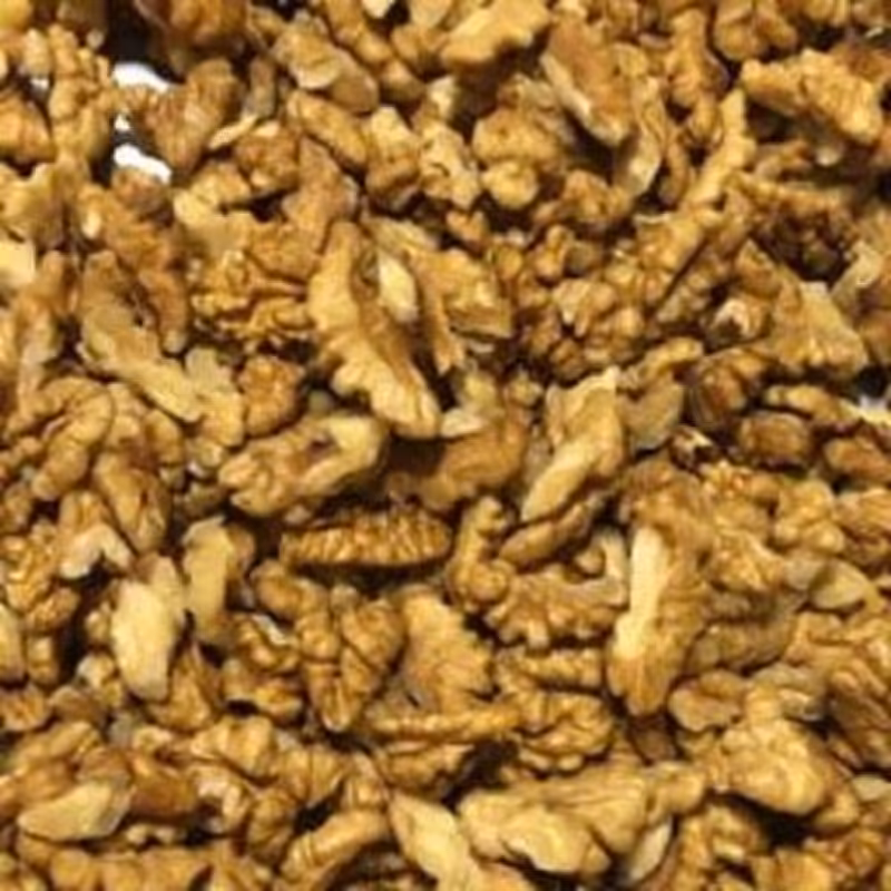 مغز گردوشکسته درشت و سفید1000گرم  محصول 1402 