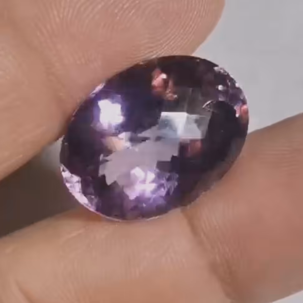 نگین سنگ آمیتیست فوق العاده با کیفیت