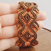 دستبند ملکه 