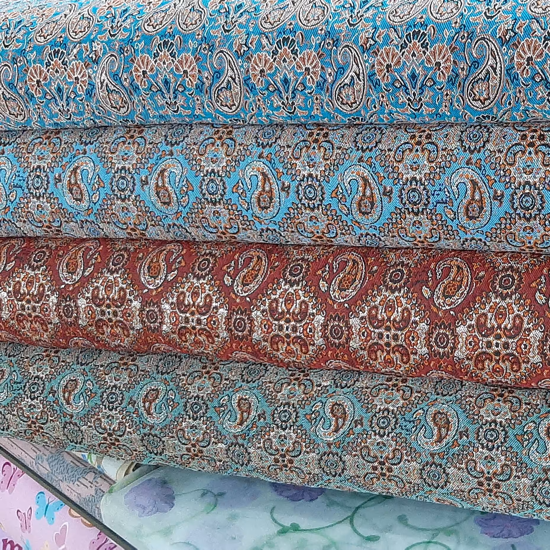 ترمه سنتی در رنگ های مختلف عرض 90 سانتی با کیفیت بالا 